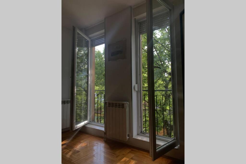 Renovated Cozy Studio 7 At Top Location - Available For Long Term Rentals Novi Sad Exterior photo